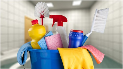 Recording and acknowledging complaints in a carpet cleaning service